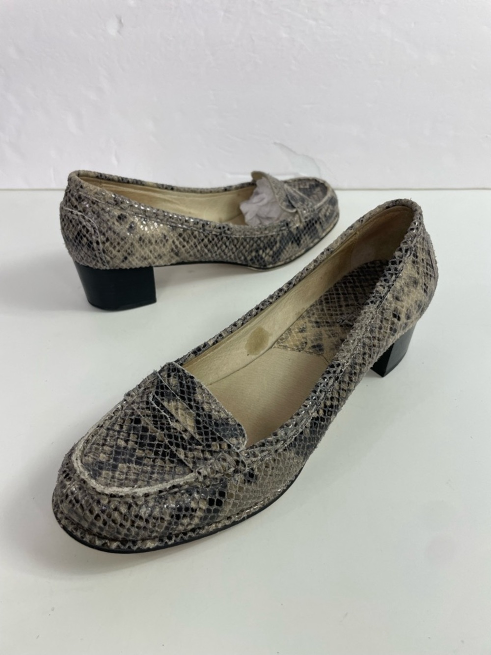 MICHAEL‎ Michael Kors Snake-Print Low Block Heel Loafers in Gray and Black - Picture 5 of 14